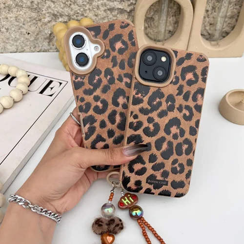 قاب پلنگی همراه با آویز C006227