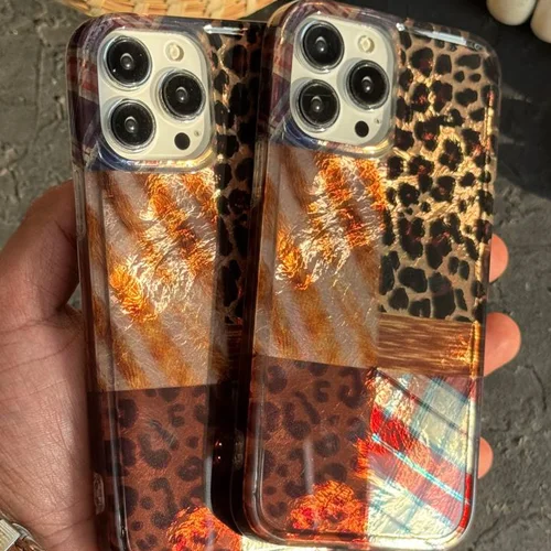 قاب موبایل آیفون پلنگی چهارخونه بافتنیC006020