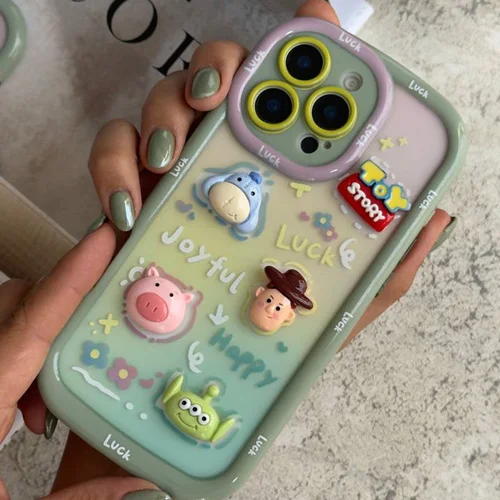 قاب موبایل آیفون طرح توی استوری – برجسته سبز خاص و چشم‌نوازC006269