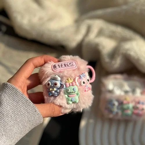 کاور ایرپاد Stitch Famliy پشمالوA000303